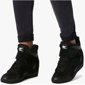Sorel Out N About Black Wedge Sneaker Boots Size 9
